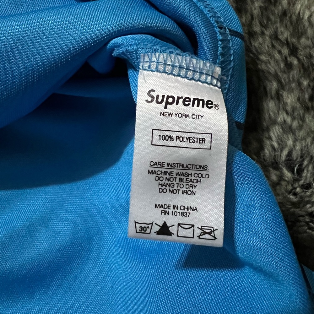 Supreme Vertical Logo Baseball Jersey size Medium - Picture 4 of 5